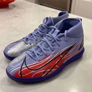 Nike Jr. Mercurial KM Indoor Soccer Shoes Size 5Y